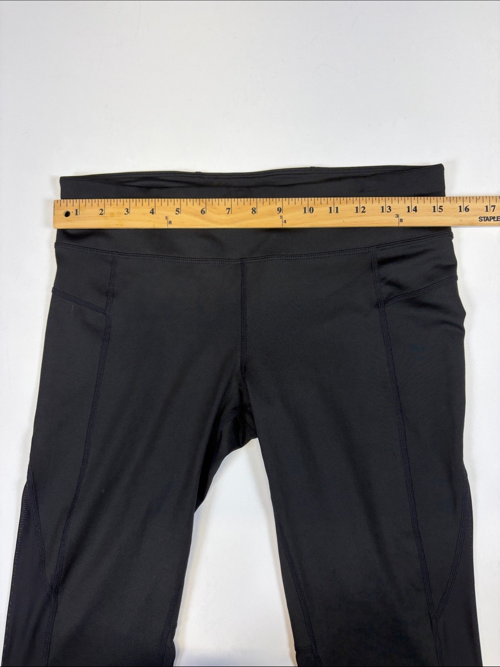 DKNY SPORT BLACK HIGH RISE CROP LEGGINGS SIDE MESH POCKETS WOMENS LARGE - Picture 4 of 7